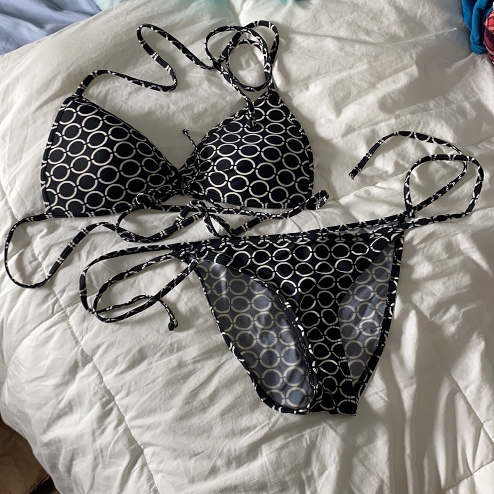 Body Glove string bikini size small